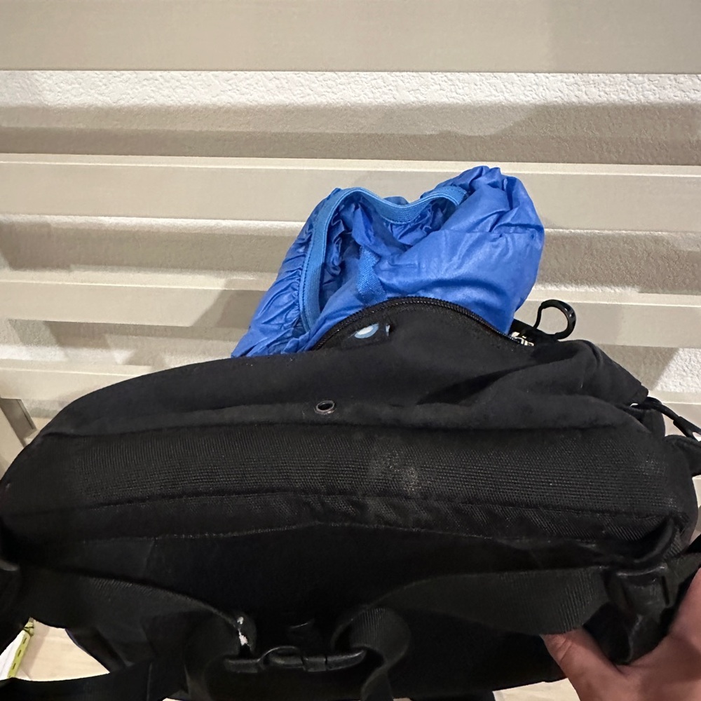 Osprey backpack - Picture 2 of 7
